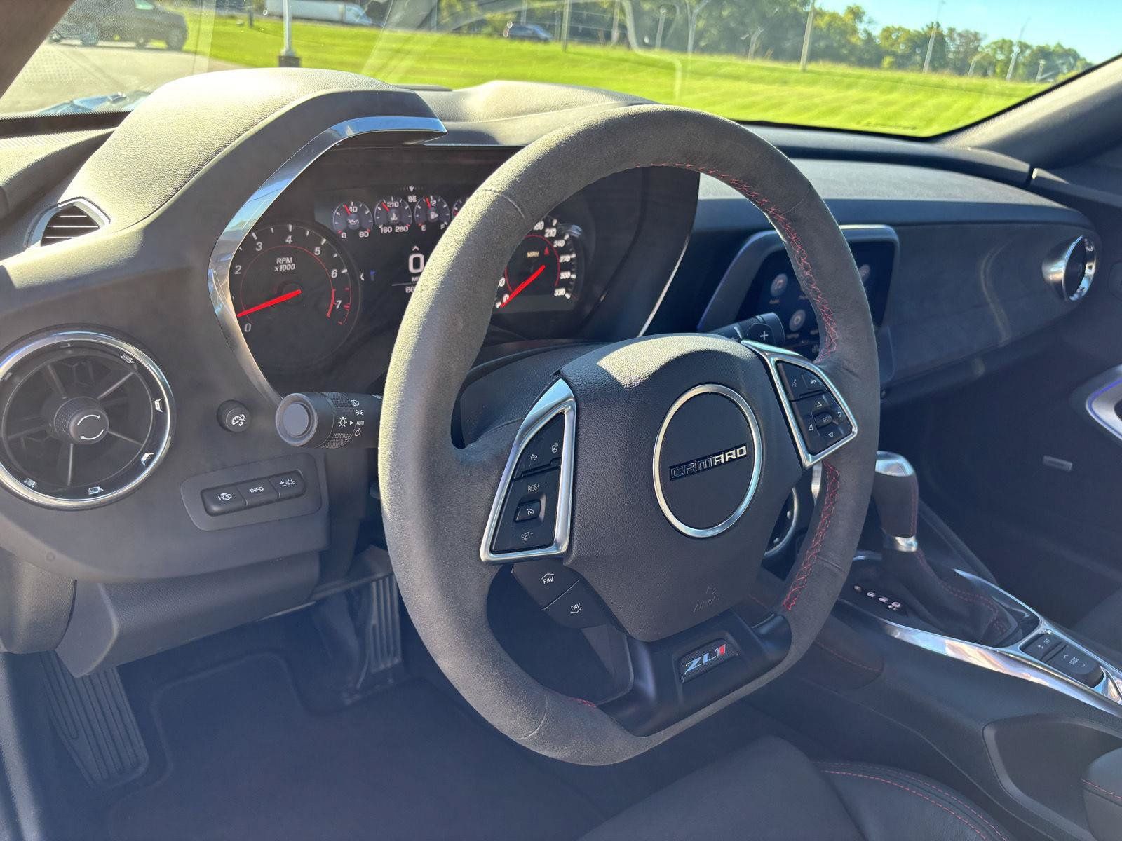 Used 2021 Chevrolet Camaro ZL1 RWD image 14