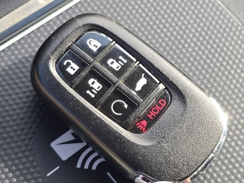 Used 2025 Honda Odyssey EX-L image 24