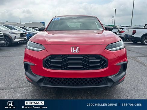 Used 2024 Honda HR-V Sport image 3