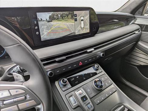 New 2025 Hyundai Palisade Calligraphy AWD/4WD image 17