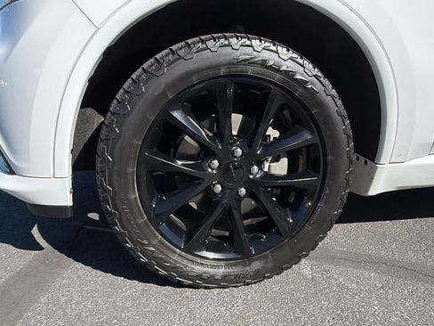 Used 2018 Dodge Durango GT AWD/4WD image 9