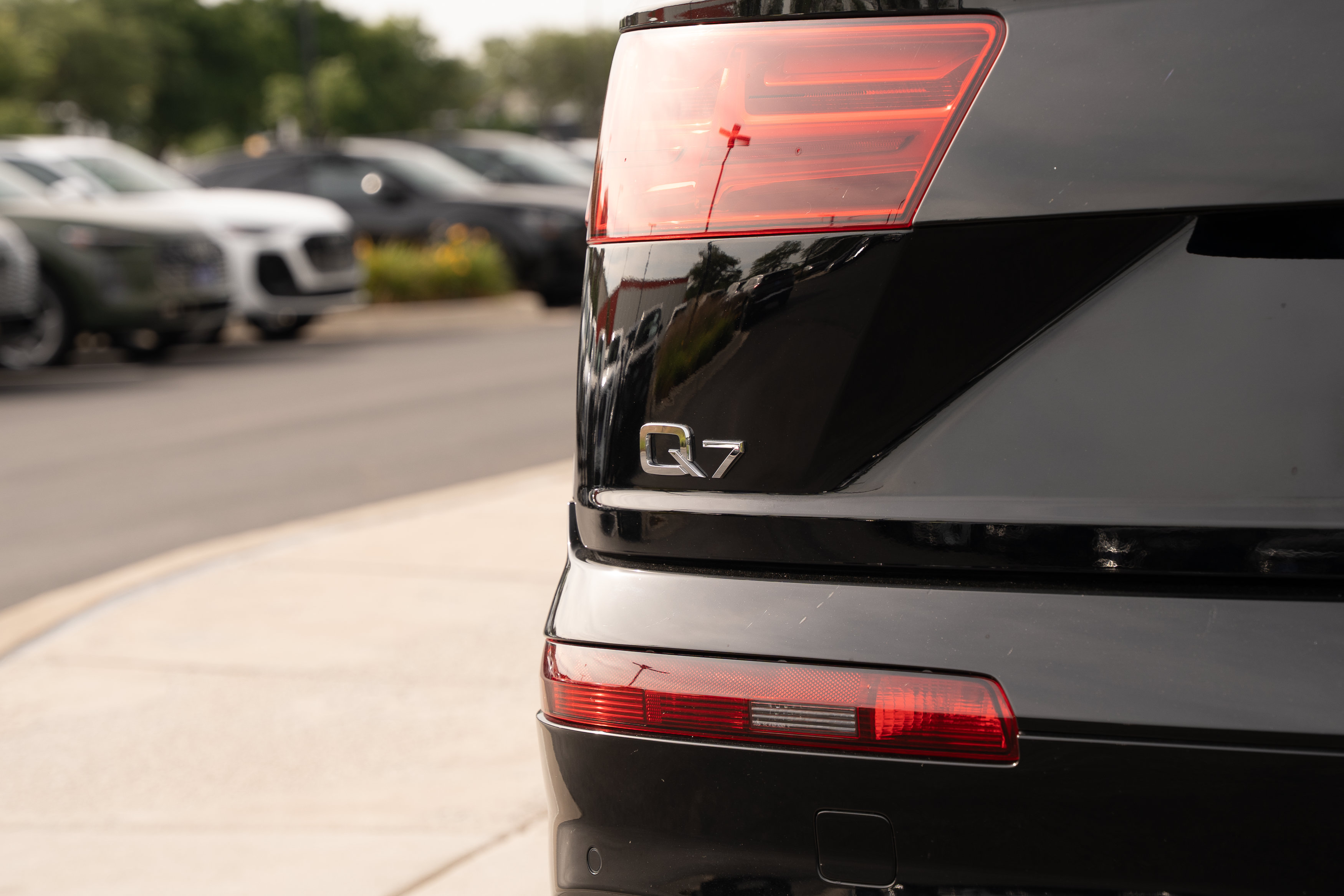 Used 2019 Audi Q7 3.0T Premium Plus AWD/4WD image 28