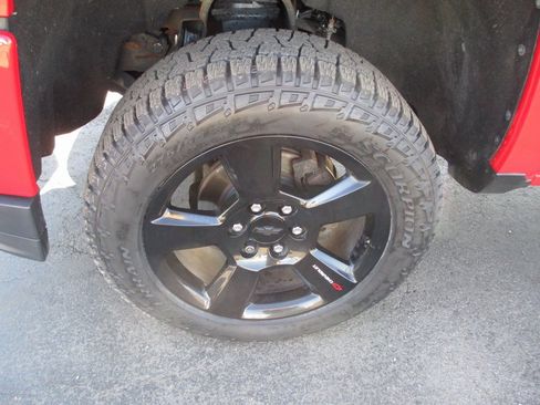 Used 2018 Chevrolet Silverado 1500 Custom image 11