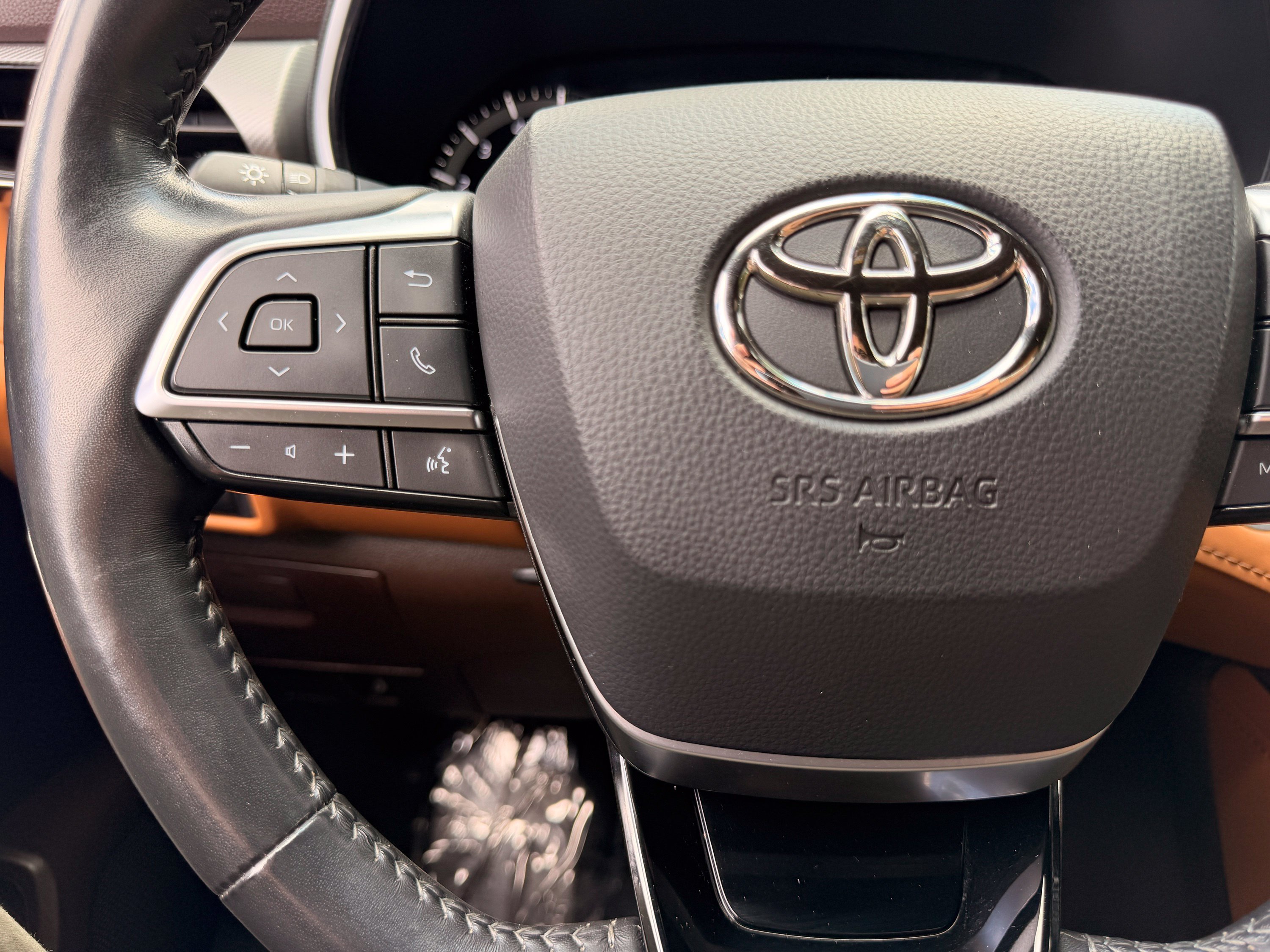 Used 2021 Toyota Highlander Platinum AWD/4WD image 38