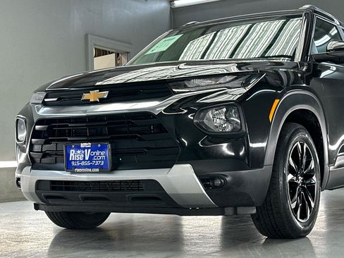 Used 2023 Chevrolet TrailBlazer LT FWD image 4
