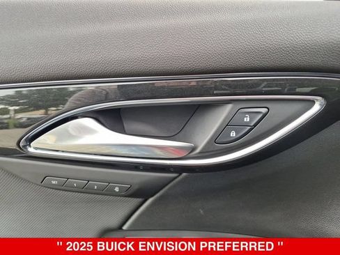 Used 2025 Buick Envision Preferred AWD/4WD image 11