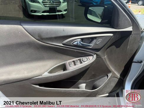 Used 2021 Chevrolet Malibu LT FWD image 14