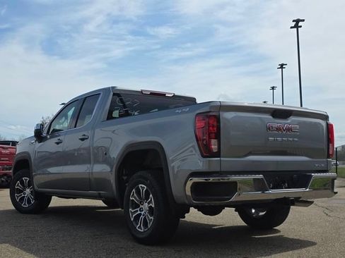 New 2026 GMC Sierra 1500 SLE AWD/4WD image 14