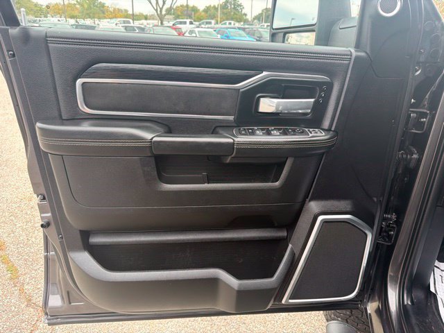 Used 2024 RAM 2500 Laramie w/ Sport Appearance Package AWD/4WD image 11