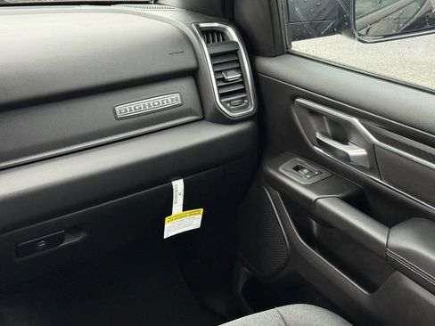 Used 2025 RAM 1500 Big Horn AWD/4WD image 12