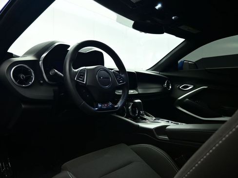 Used 2018 Chevrolet Camaro SS image 12