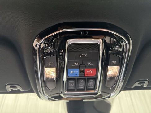 New 2026 Jeep Grand Wagoneer L Summit AWD/4WD image 36