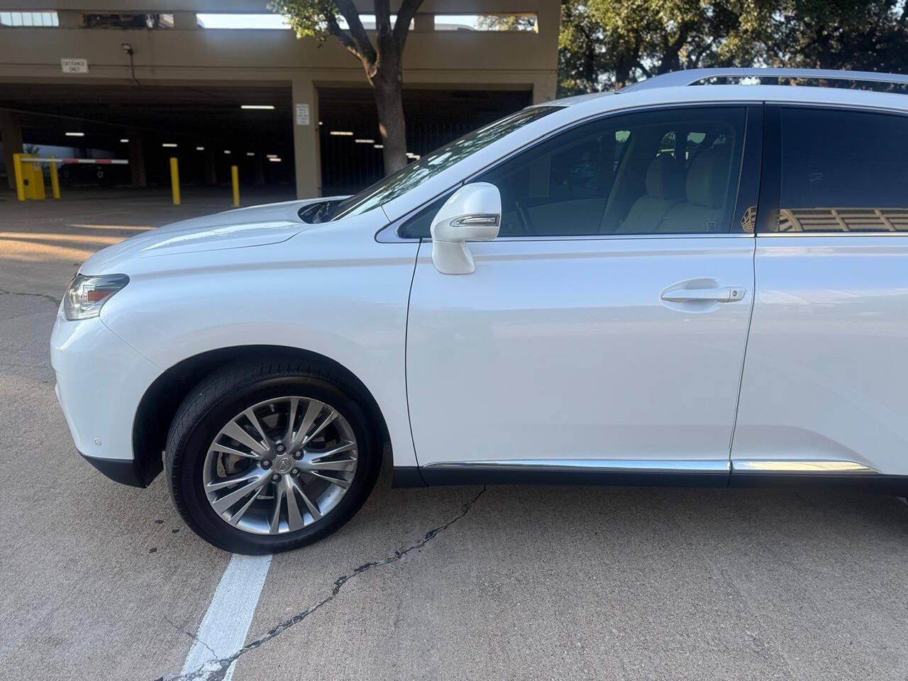Used 2013 Lexus RX 350 FWD w/ Navigation Pkg image 4