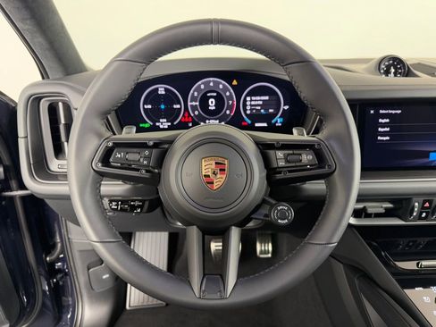 New 2026 Porsche Cayenne GTS image 27