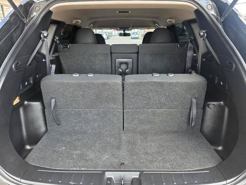 Used 2024 Mitsubishi Outlander ES FWD image 26