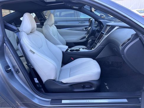 Used 2017 INFINITI Q60 2.0t w/ Cargo Package AWD/4WD image 30