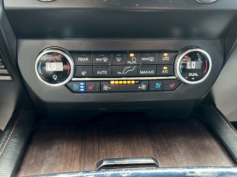 Used 2021 Ford Expedition King Ranch RWD image 10