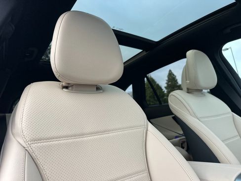 New 2026 Mercedes-Benz GLC 300 4MATIC image 17