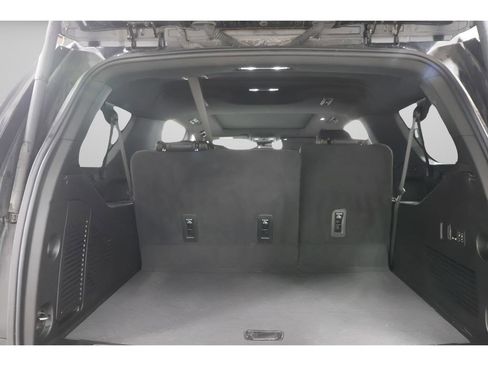 Used 2024 GMC Yukon XL AT4 w/ Technology Package AWD/4WD image 31