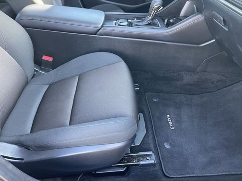 Used 2024 MAZDA MAZDA3 s image 10