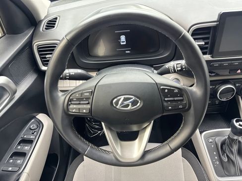 Used 2025 Hyundai Venue SEL FWD image 55