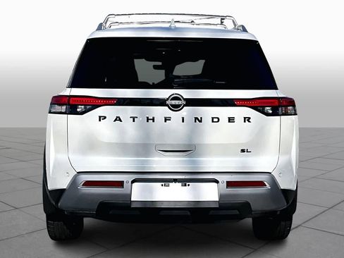 Used 2023 Nissan Pathfinder SL w/ SL Premium Package image 5