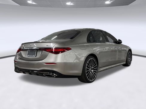 Used 2023 Mercedes-Benz S 500 4MATIC image 9