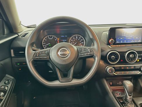 Used 2025 Nissan Sentra S FWD image 17