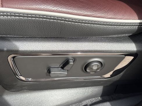 Used 2025 RAM 1500 Limited image 23