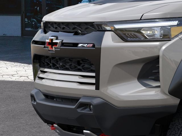 New 2026 Chevrolet Colorado ZR2 w/ Technology Package AWD/4WD image 13