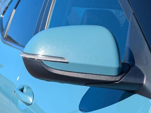 Used 2024 Kia Seltos EX image 12