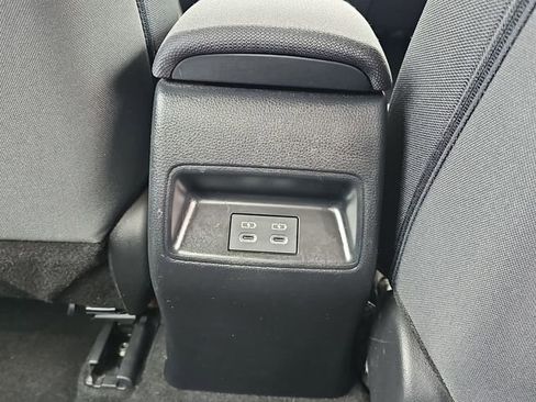 Used 2023 Toyota Corolla LE FWD image 20