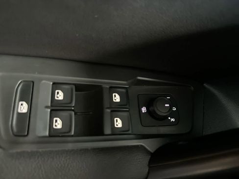 Used 2023 Volkswagen Tiguan S w/ Driver Assistance Package FWD image 17