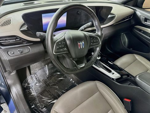 Used 2025 Buick Envista Avenir FWD image 23