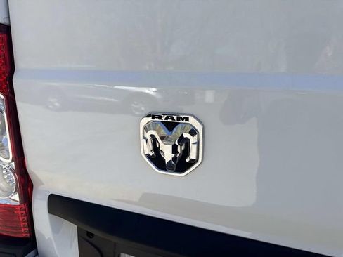 Used 2025 RAM ProMaster 2500 w/ Convenience Group FWD image 7