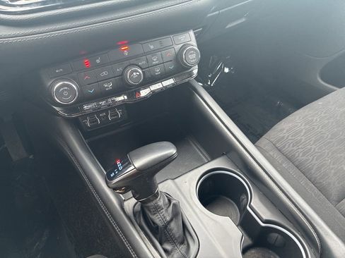 Used 2022 Dodge Durango GT image 27