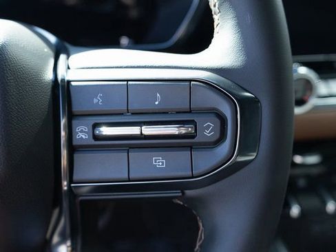 New 2026 GMC Canyon AT4 image 15