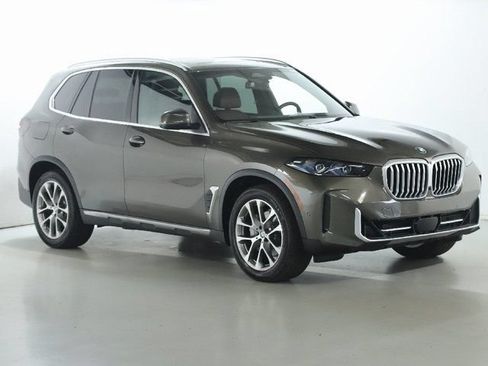 Used 2026 BMW X5 xDrive40i AWD/4WD image 11