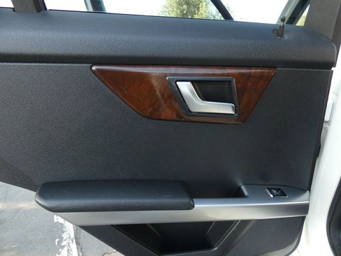 Used 2012 Mercedes-Benz GLK 350 2WD image 45