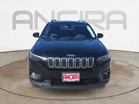 Used 2020 Jeep Cherokee Latitude Plus image 5