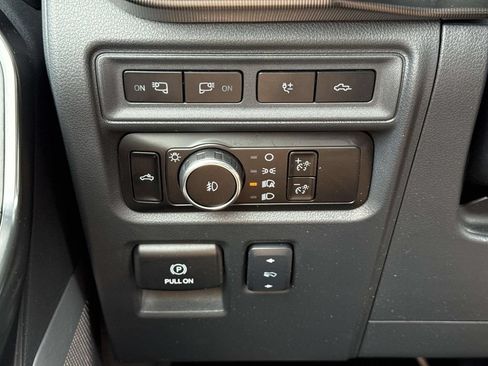 Used 2024 Ford F150 Platinum w/ Equipment Group 702A High AWD/4WD image 40