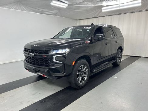 Certified 2023 Chevrolet Tahoe Z71 w/ Luxury Package AWD/4WD image 5