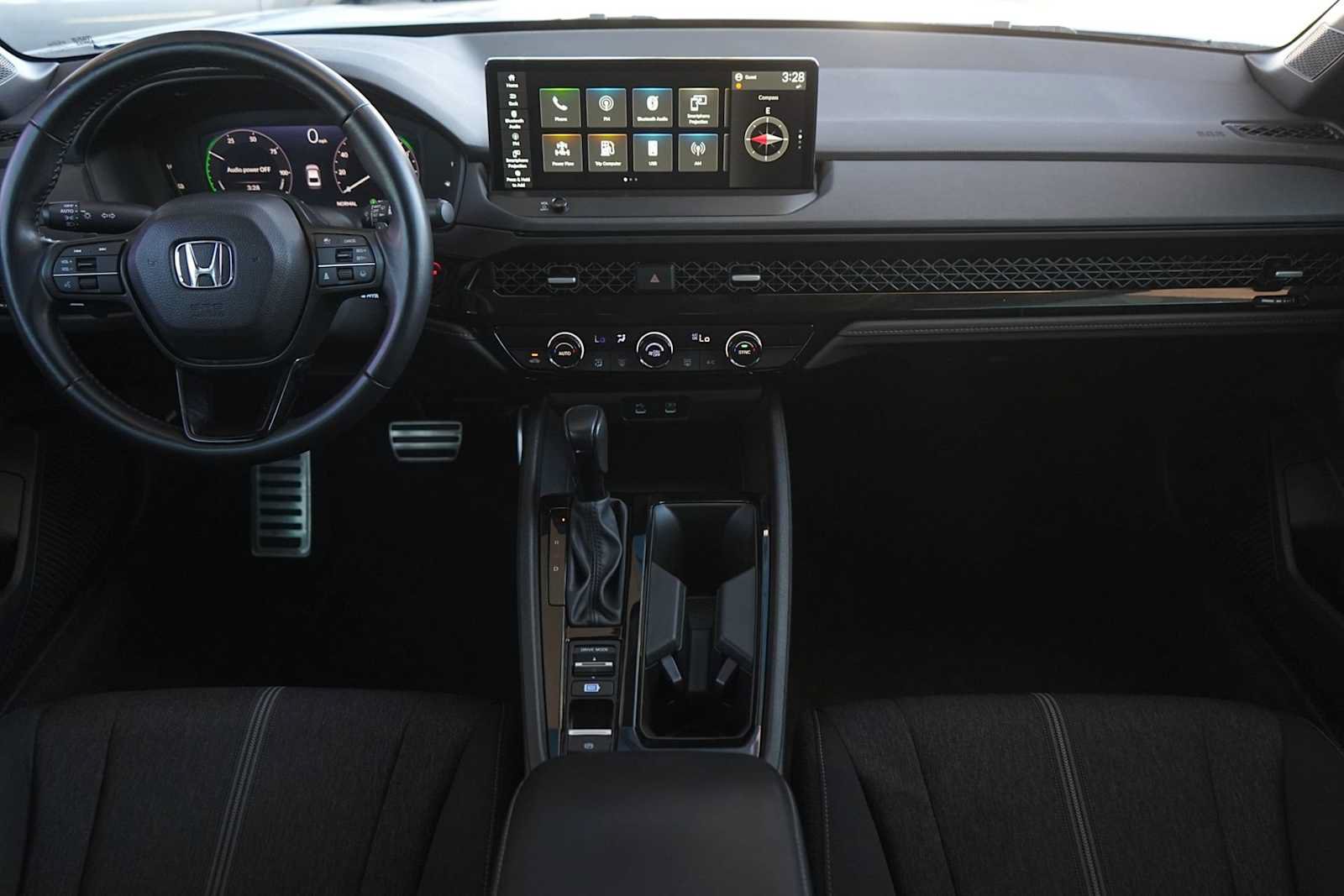 Used 2023 Honda Accord Sport image 10