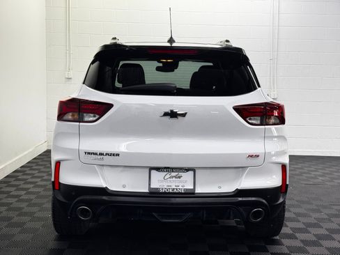 Used 2021 Chevrolet TrailBlazer RS w/ Sun and Liftgate Package FWD image 6