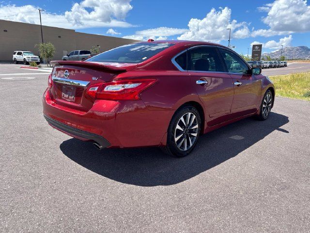 Used 2016 Nissan Altima 2.5 SV FWD image 4