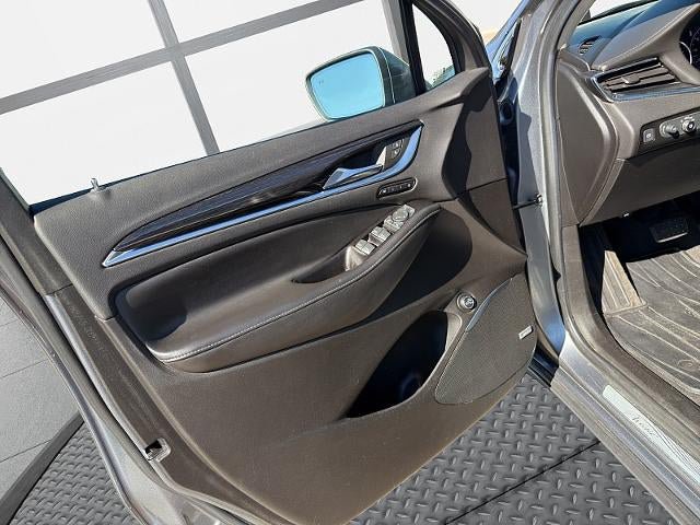 Used 2020 Buick Enclave Avenir w/ Avenir Technology Package AWD/4WD image 38
