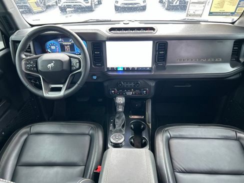 Used 2025 Ford Bronco Badlands AWD/4WD image 10
