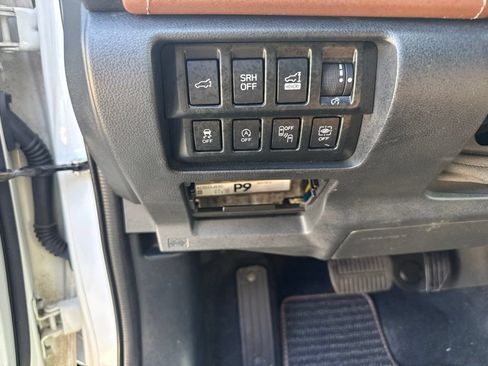 Used 2022 Subaru Forester Touring AWD/4WD image 11