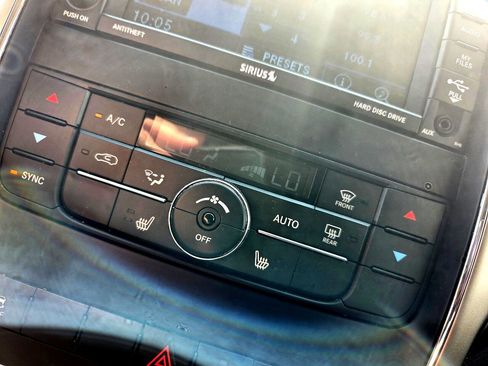 Used 2012 Jeep Grand Cherokee Laredo image 25