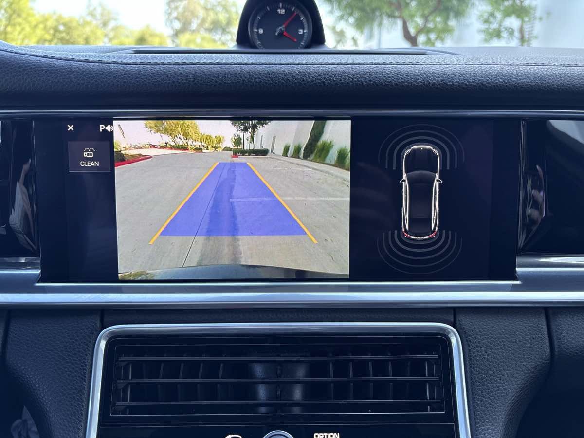 Used 2018 Porsche Panamera 4 AWD/4WD image 26